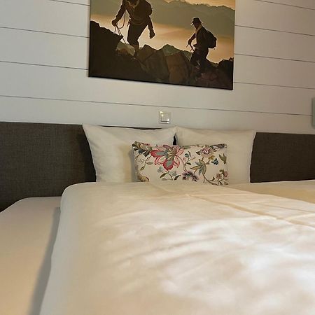 Nonas B&B Galtür エクステリア 写真
